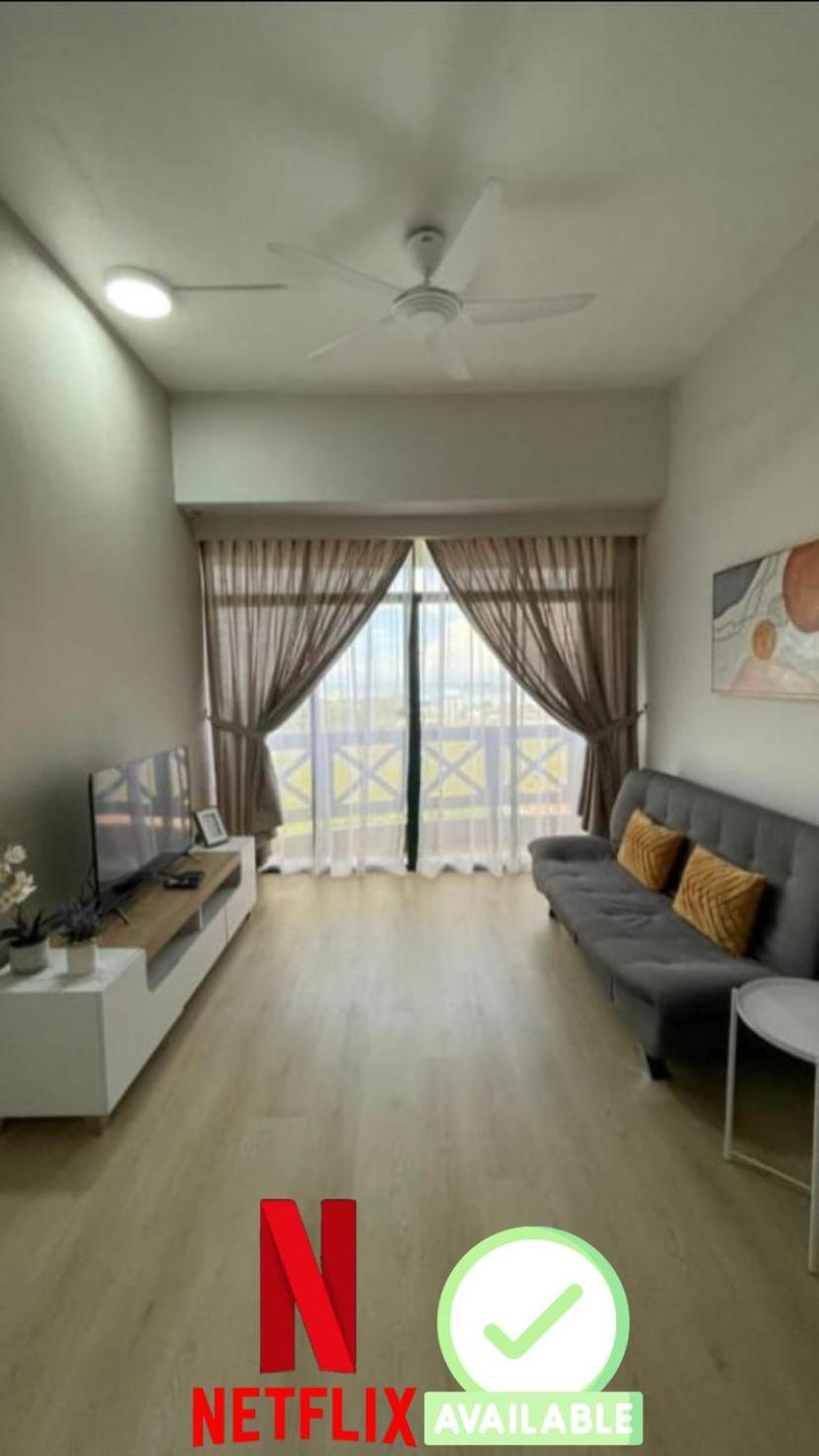 Instay Leisure Mahkota With Sea/Pool View Malacca Exterior photo